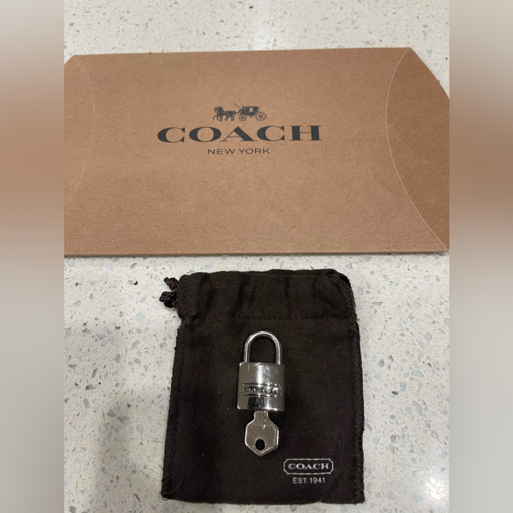 Coach Rare Silver Lock  Key